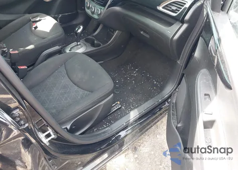 2022 Chevrolet Spark Fwd 1Lt Automatic from USA, damaged, VIN KL8CD6SA9NC014682